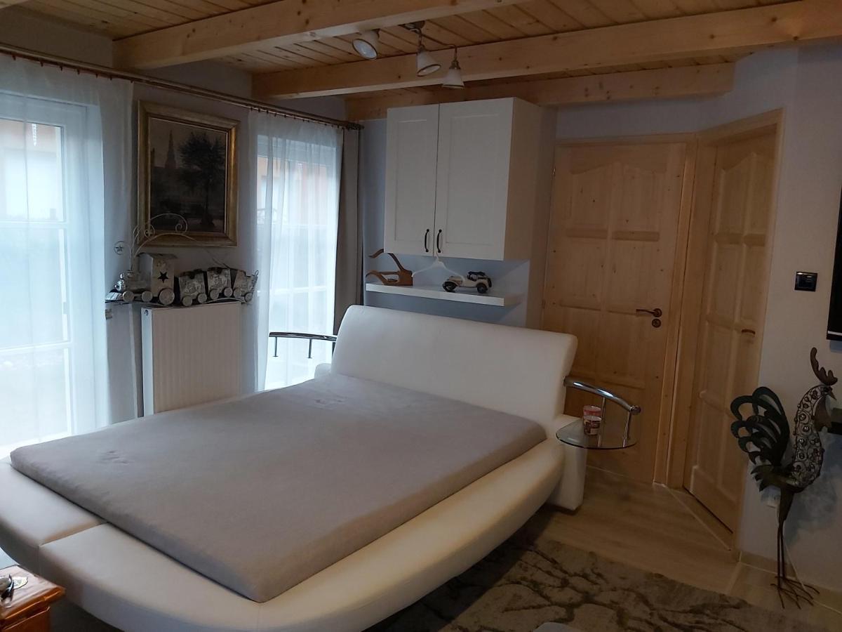 Flamingó Apartman Balatonszarszo Kültér fotó